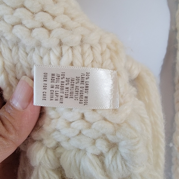 VTG Y2K Abercrombie Ivory Chunky Cable Knit Scarf Fringed Logo Grunge Unisex - Picture 8 of 10